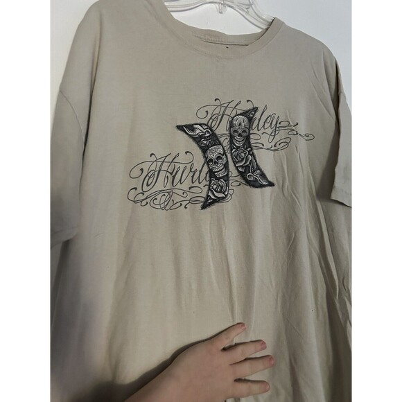 Y2K Hurley Skater Skulls Logo Men’s Tee Shirt Size 2XL - Picture 3 of 5